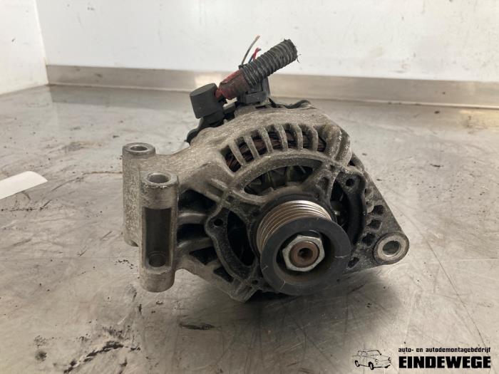 Begagnade Dynamo Ford Focus 1 1.6 16V Pris € 35,00 Marginaltabell erbjuds av Auto- en demontagebedrijf Eindewege