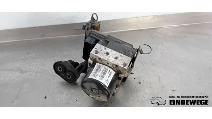 Begagnade ABS-pump Opel Astra J (PC6/PD6/PE6/PF6) 1.4 16V ecoFLEX Pris € 115,00 Marginaltabell erbjuds av Auto- en demontagebedrijf Eindewege