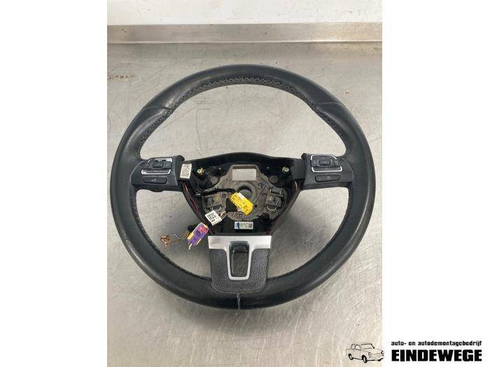 Begagnade Ratt Volkswagen Golf Plus (5M1/1KP) 1.2 TSI Pris € 52,50 Marginaltabell erbjuds av Auto- en demontagebedrijf Eindewege