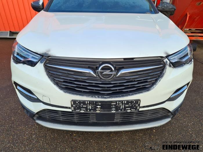 Używane Przód kompletny Opel Grandland (X) 1.2 Turbo 12V Cena € 2.995,00 Procedura marży oferowane przez Auto- en demontagebedrijf Eindewege
