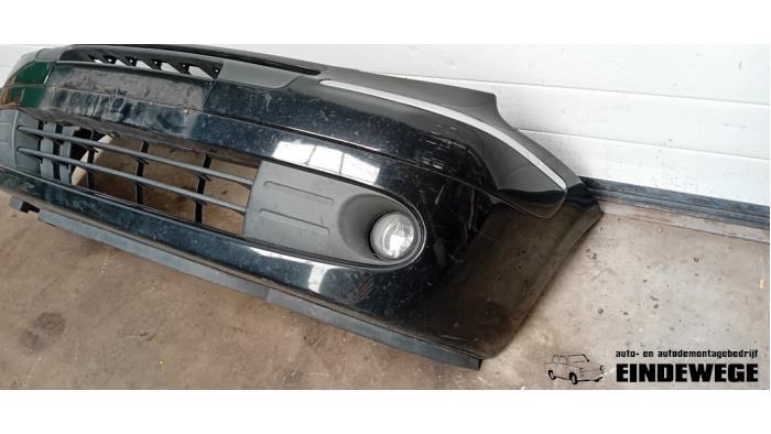 Front bumper from a Citroën Xsara Picasso (CH) 1.8 16V 2005