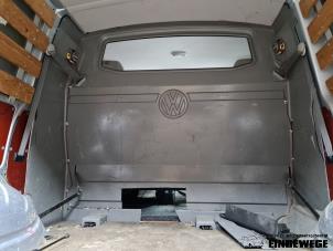 Usados Tabique de cabina Volkswagen Transporter T5 1.9 TDi Precio € 105,00 Norma de margen ofrecido por Auto- en demontagebedrijf Eindewege