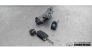 Used Set of cylinder locks (complete) Volkswagen Transporter T5 1.9 TDi Price € 63,50 Margin scheme offered by Auto- en demontagebedrijf Eindewege