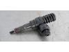 Injector (diesel) from a Audi A3 Sportback (8PA), 2004 / 2013 1.9 TDI, Hatchback, 4-dr, Diesel, 1,896cc, 77kW (105pk), FWD, BKC; BLS; BXE, 2004-09 / 2010-05, 8PA 2005