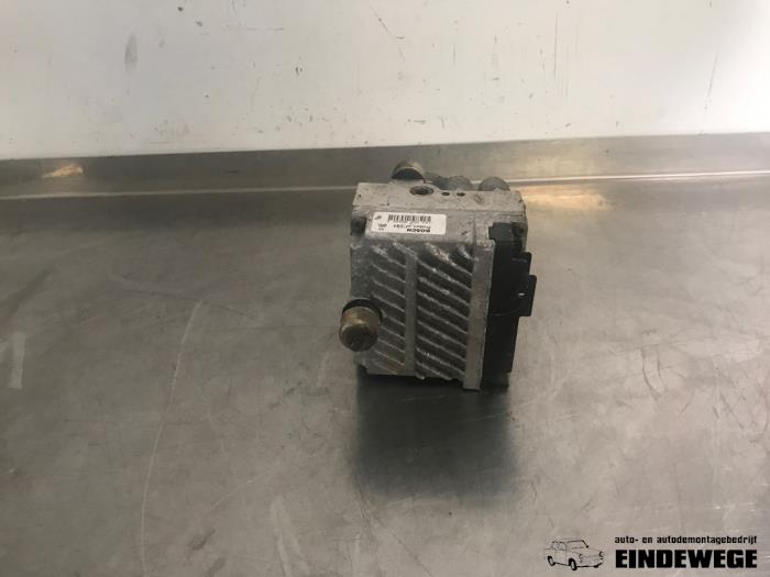 Usagé Bloc ABS MG MGF 1.8i 16V Prix € 78,50 Règlement à la marge proposé par Auto- en demontagebedrijf Eindewege