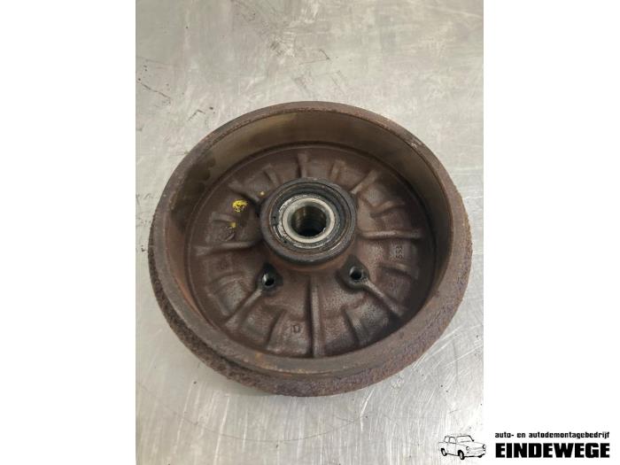 Peugeot 207 Rear brake drums stock | ProxyParts.com
