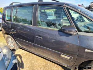 Usados Puerta 4 puertas derecha delante Renault Espace (JK) 2.0 16V Precio € 105,00 Norma de margen ofrecido por Auto- en demontagebedrijf Eindewege