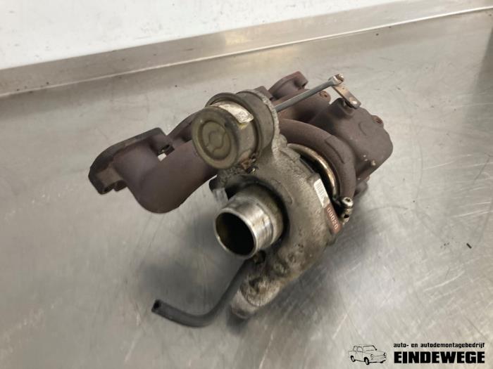Usagé Turbo Ford Mondeo III Wagon 2.0 TDdi 16V Prix € 185,00 Règlement à la marge proposé par Auto- en demontagebedrijf Eindewege