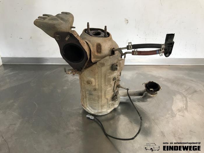 Gebrauchte Rußfilter Renault Kangoo Express (FW) 1.5 dCi 75 Preis € 210,00 Margenregelung angeboten von Auto- en demontagebedrijf Eindewege