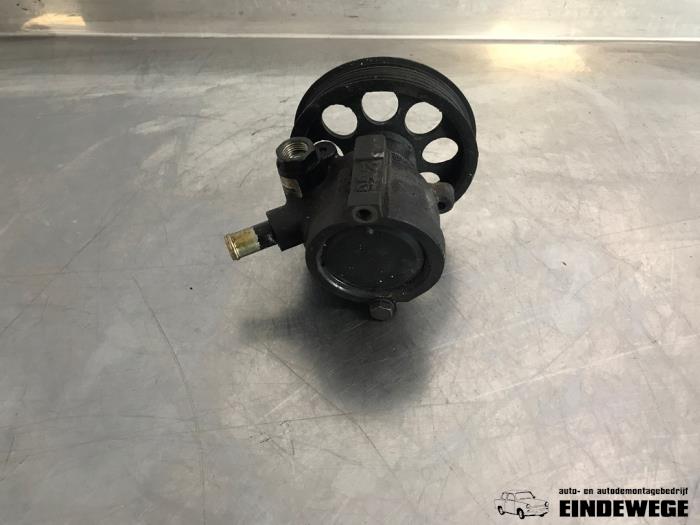 Usagé Pompe de direction Saab 9-3 I (YS3D) 2.0t 16V Prix € 52,50 Règlement à la marge proposé par Auto- en demontagebedrijf Eindewege