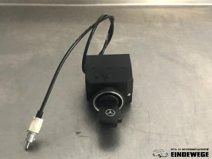 Begagnade Tändningslås + nyckel Mercedes B (W245) 2.0 B-180 CDI 16V Pris € 52,50 Marginaltabell erbjuds av Auto- en demontagebedrijf Eindewege