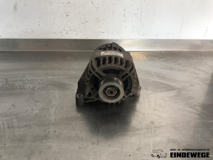 Usagé Dynamo Fiat 500 (312) 1.2 Prix € 35,00 Règlement à la marge proposé par Auto- en demontagebedrijf Eindewege