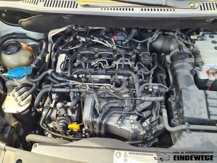 Engine Volkswagen Caddy IV 2.0 TDI 75 - 04L100090F DFSF