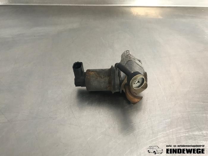 Begagnade EGR-ventil Volkswagen Polo IV (9N1/2/3) 1.4 16V Pris € 30,00 Marginaltabell erbjuds av Auto- en demontagebedrijf Eindewege