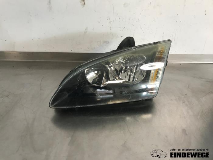 Gebrauchte Scheinwerfer links Ford Focus 2 Wagon 1.6 16V Preis € 30,00 Margenregelung angeboten von Auto- en demontagebedrijf Eindewege