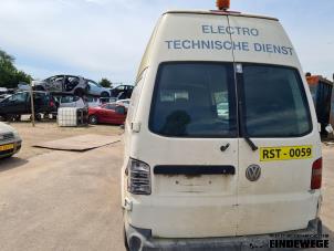 Usagé Portière arrière camionnette Volkswagen Transporter/Caravelle T5 1.9 TDi Prix € 210,00 Règlement à la marge proposé par Auto- en demontagebedrijf Eindewege