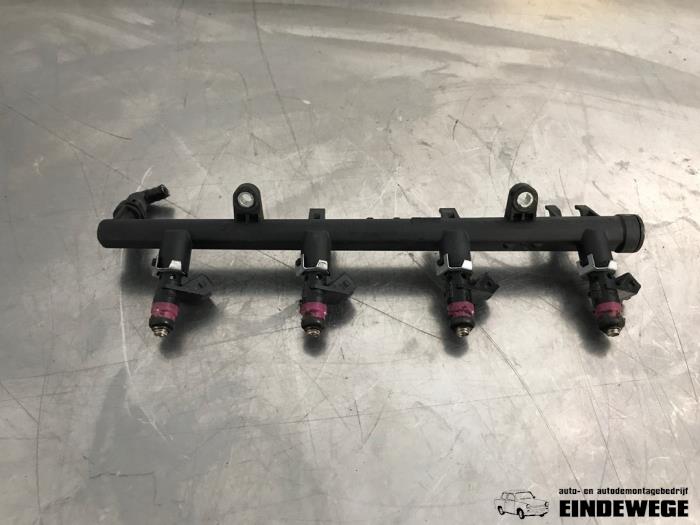 Usagé Système d'injection Renault Megane II (BM/CM) 1.6 16V Autom. Prix € 52,50 Règlement à la marge proposé par Auto- en demontagebedrijf Eindewege