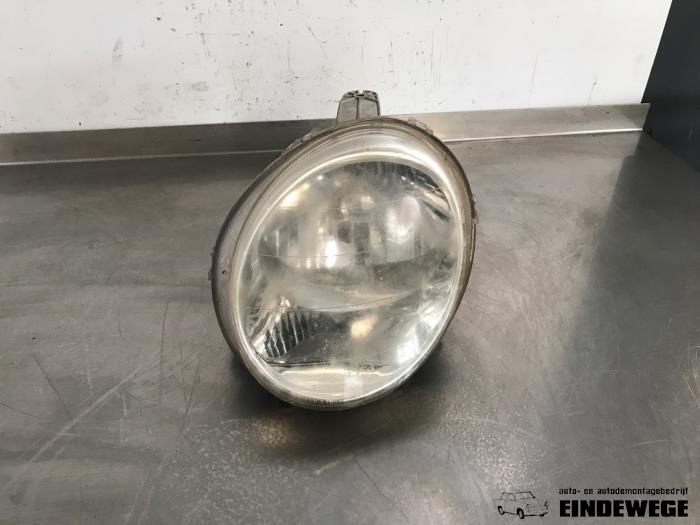 Używane Reflektor lewy Chevrolet Matiz 0.8 S,SE Cena € 20,00 Procedura marży oferowane przez Auto- en demontagebedrijf Eindewege