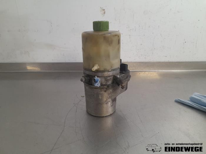 Usagé Pompe de direction Seat Ibiza IV (6J5) 1.2 TDI Ecomotive Prix € 88,50 Règlement à la marge proposé par Auto- en demontagebedrijf Eindewege