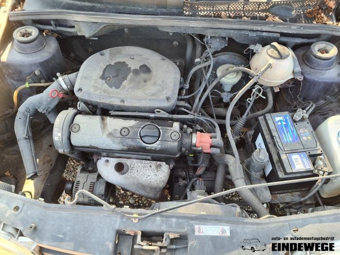 Usagé Boîte de vitesse Volkswagen Golf III (1H1) 1.6 i Prix sur demande proposé par Auto- en demontagebedrijf Eindewege