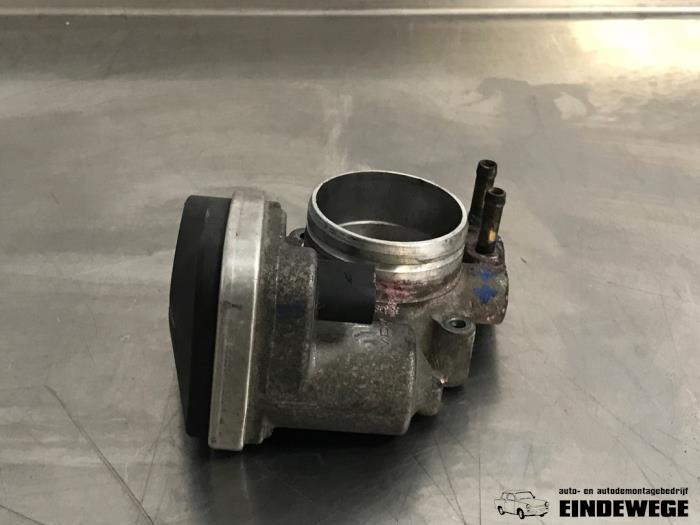 Usagé Boitier papillon Volkswagen Golf V (1K1) 2.0 FSI 16V Prix € 45,00 Règlement à la marge proposé par Auto- en demontagebedrijf Eindewege