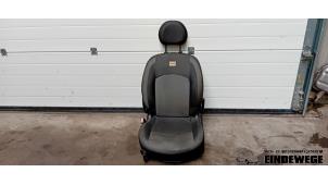 Usagé Siège gauche Peugeot 206 (2A/C/H/J/S) 1.4 XR,XS,XT,Gentry Prix € 60,00 Règlement à la marge proposé par Auto- en demontagebedrijf Eindewege