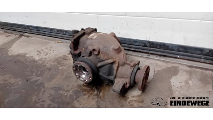 Gebrauchte Differential hinten BMW 3 serie Touring (E46/3) 318i Preis € 210,00 Margenregelung angeboten von Auto- en demontagebedrijf Eindewege