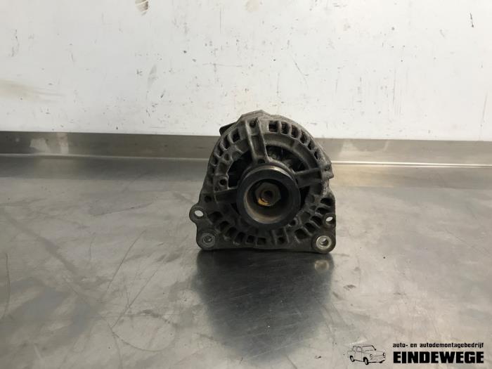 Begagnade Dynamo Skoda Fabia (6Y5) 1.4i 16V Pris € 40,00 Marginaltabell erbjuds av Auto- en demontagebedrijf Eindewege