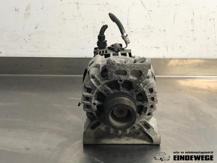 Gebrauchte Dynamo Mercedes A (W169) 1.7 A-170 5-Drs. Preis € 40,00 Margenregelung angeboten von Auto- en demontagebedrijf Eindewege