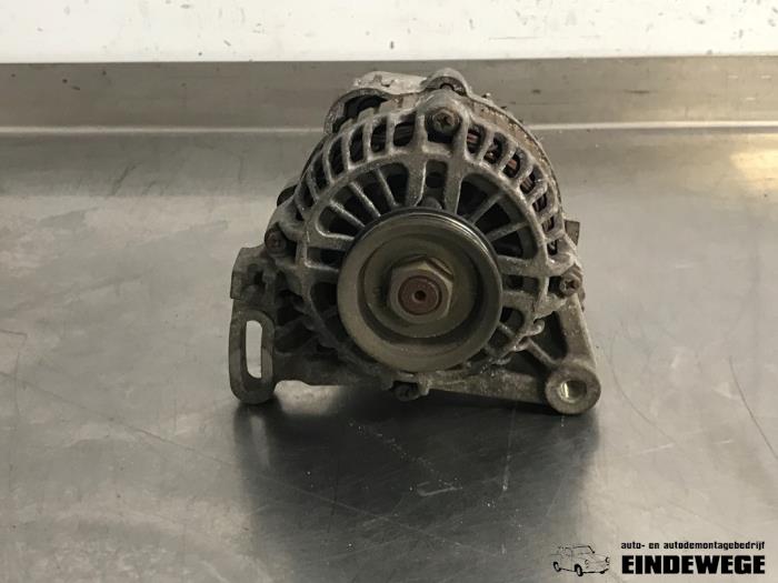 Gebrauchte Dynamo Renault Clio II (BB/CB) 1.2 16V Preis € 30,00 Margenregelung angeboten von Auto- en demontagebedrijf Eindewege