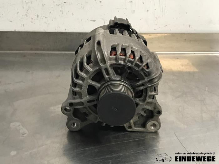 Begagnade Dynamo Audi A5 Sportback (F5A/F5F) 2.0 TDI 16V Quattro Pris € 52,50 Marginaltabell erbjuds av Auto- en demontagebedrijf Eindewege