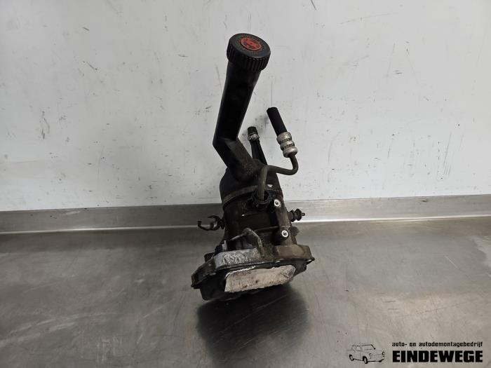 Usagé Pompe de direction Peugeot 308 SW (4E/H) 1.6 16V THP 150 Prix € 52,50 Règlement à la marge proposé par Auto- en demontagebedrijf Eindewege