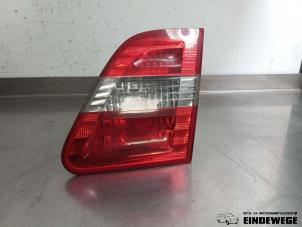 Begagnade Baklykta, höger Mercedes B (W245) 2.0 B-180 CDI 16V Pris € 20,00 Marginaltabell erbjuds av Auto- en demontagebedrijf Eindewege
