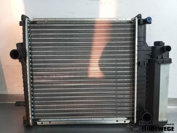 New Radiator BMW 3 serie Touring (E36/3) 316i Price € 48,40 Inclusive VAT offered by Auto- en demontagebedrijf Eindewege