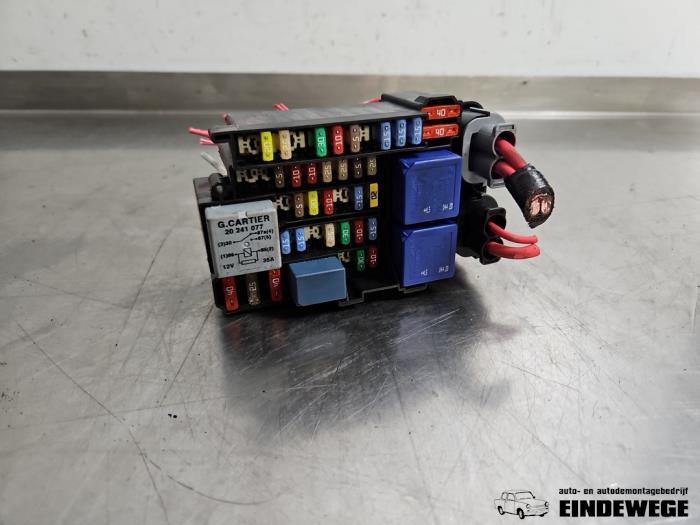 Begagnade Säkringsbox Renault Scénic III (JZ) 1.6 Energy dCi 130 Pris € 40,00 Marginaltabell erbjuds av Auto- en demontagebedrijf Eindewege