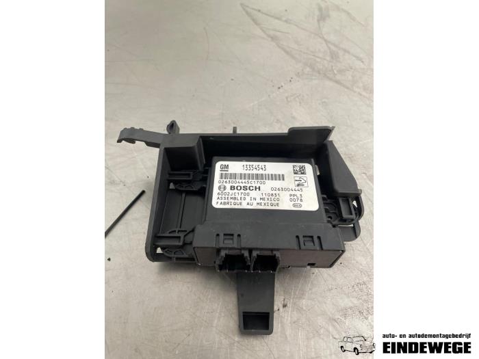 Begagnade PDC-modul Opel Astra J (PC6/PD6/PE6/PF6) 1.6 16V Ecotec Pris € 30,00 Marginaltabell erbjuds av Auto- en demontagebedrijf Eindewege