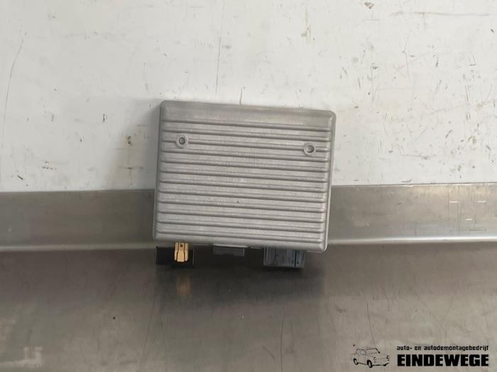 Używane Modul Bluetooth Opel Zafira Tourer (P12) 2.0 CDTI 16V 110 Ecotec Cena € 35,00 Procedura marży oferowane przez Auto- en demontagebedrijf Eindewege