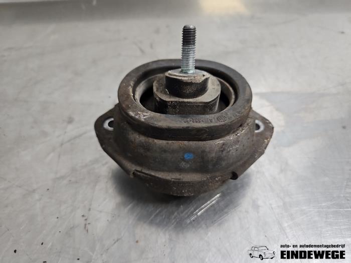 Used Engine mount BMW X5 (E53) 3.0 24V Price € 20,00 Margin scheme offered by Auto- en demontagebedrijf Eindewege