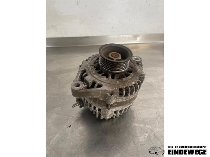 Gebrauchte Dynamo Nissan Almera (N16) 1.5 16V Preis € 35,00 Margenregelung angeboten von Auto- en demontagebedrijf Eindewege