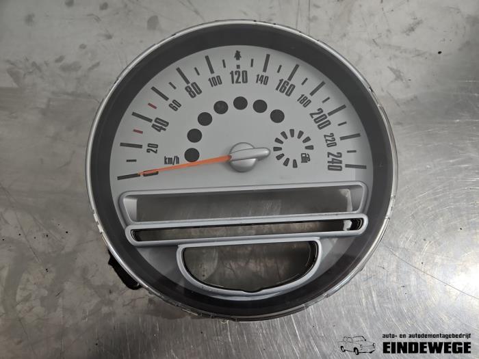 Begagnade Instrumentpanel Mini Mini (R56) 1.6 16V Cooper Pris € 78,50 Marginaltabell erbjuds av Auto- en demontagebedrijf Eindewege