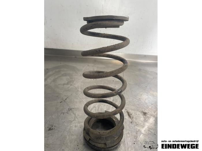 Rear coil spring from a Hyundai i10 (B5) 1.0 12V 2016