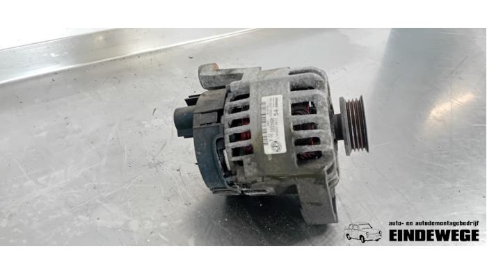 Begagnade Dynamo Fiat Panda (169) 1.2 Fire Pris € 30,00 Marginaltabell erbjuds av Auto- en demontagebedrijf Eindewege