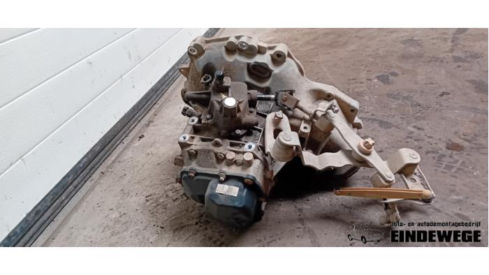 Used Gearbox Opel Corsa D 1.3 CDTi 16V ecoFLEX Price € 315,00 Margin scheme offered by Auto- en demontagebedrijf Eindewege