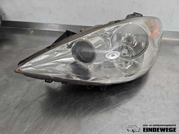 Gebrauchte Scheinwerfer links Peugeot 807 2.0 HDi 16V 120 Preis € 52,50 Margenregelung angeboten von Auto- en demontagebedrijf Eindewege