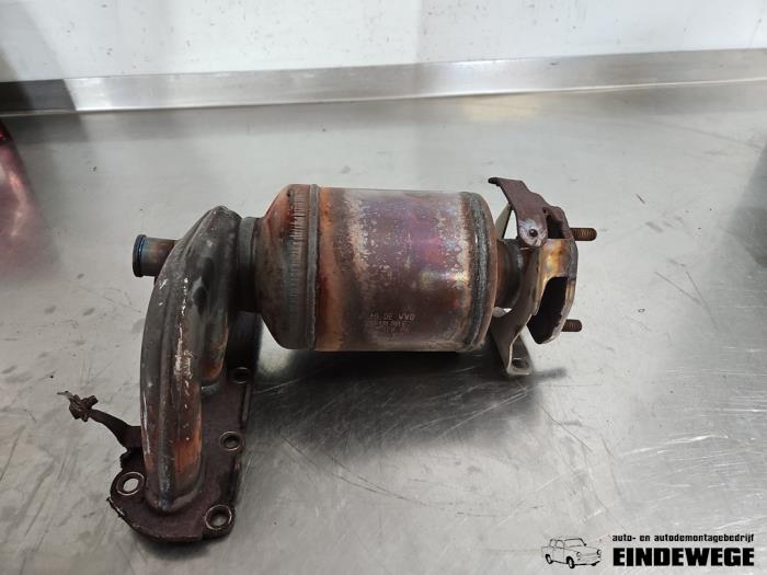 Begagnade Avgasgrenrör + katalysator Volkswagen Polo IV (9N1/2/3) 1.2 12V Pris € 150,00 Marginaltabell erbjuds av Auto- en demontagebedrijf Eindewege
