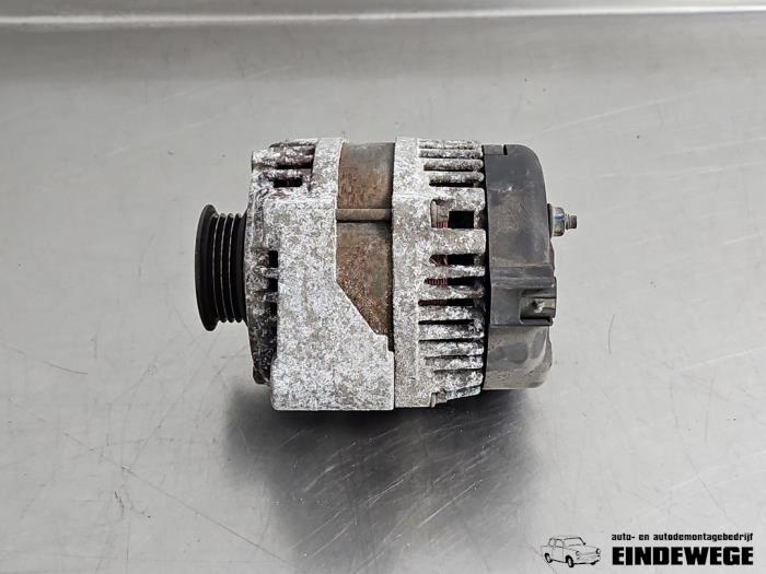 Begagnade Dynamo Chevrolet Aveo (250) 1.2 16V Pris € 35,00 Marginaltabell erbjuds av Auto- en demontagebedrijf Eindewege