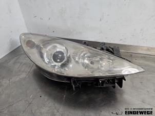Begagnade Strålkastare, höger Peugeot 307 SW (3H) 1.6 HDiF 110 16V Pris € 78,50 Marginaltabell erbjuds av Auto- en demontagebedrijf Eindewege