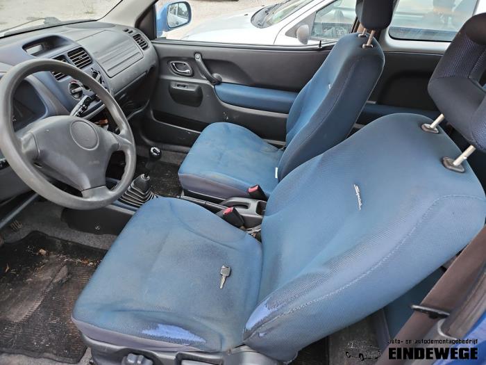 Używane Fotel prawy Suzuki Ignis (FH) 1.3 16V Cena na żądanie oferowane przez Auto- en demontagebedrijf Eindewege
