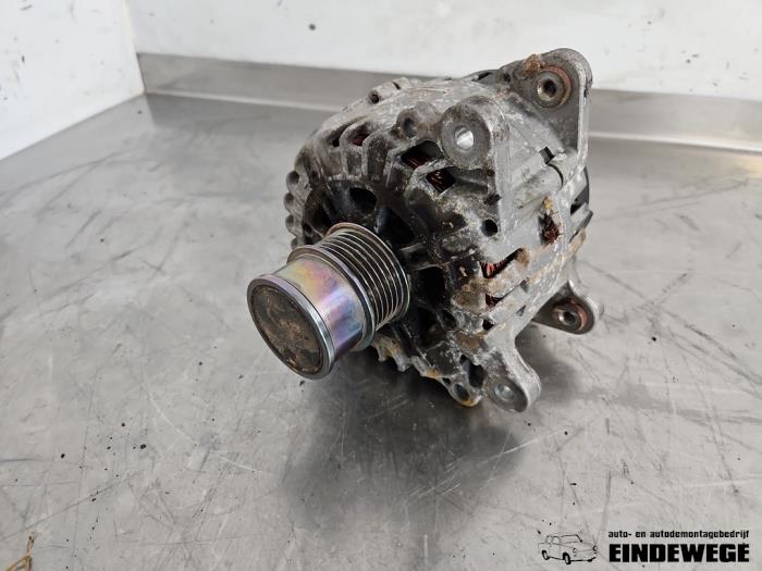 Begagnade Dynamo Volkswagen Golf VII (AUA) 1.4 TSI 16V Pris € 38,50 Marginaltabell erbjuds av Auto- en demontagebedrijf Eindewege
