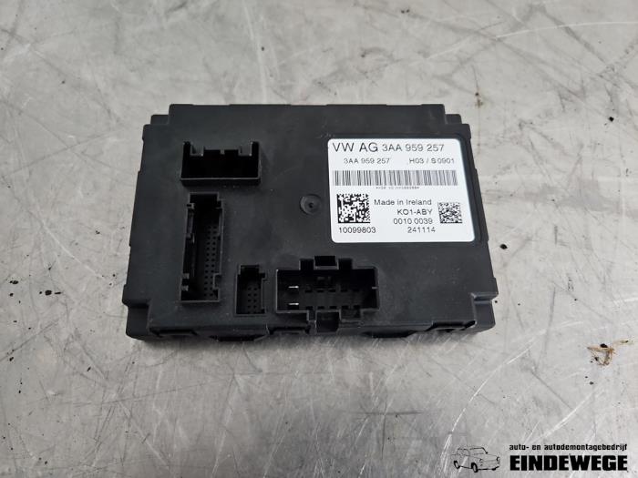 Begagnade Sätesdator Volkswagen Golf VII (AUA) 1.4 TSI 16V Pris € 75,00 Marginaltabell erbjuds av Auto- en demontagebedrijf Eindewege
